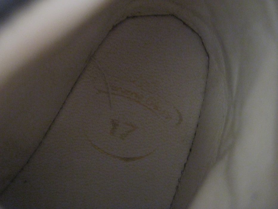 Botas chicco tamanho 17