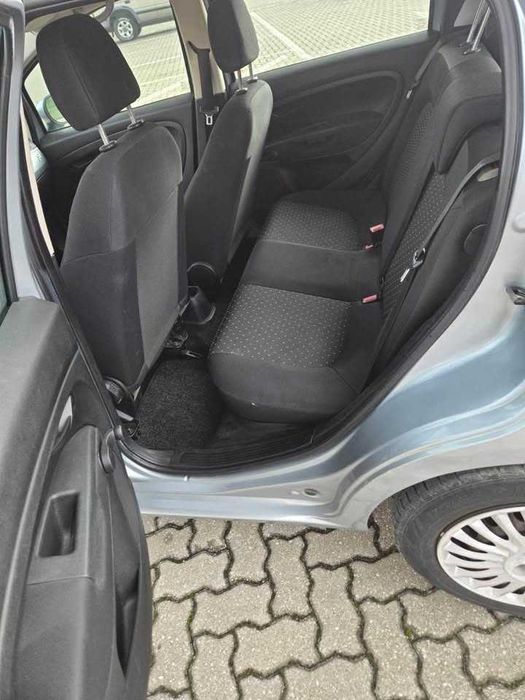 fiat punto 2009 excelente estado