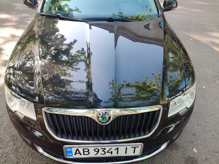 продаю  skoda superb в максимальній комплектації