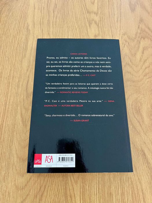 Livro “Desejada” – P. C. Cast – “A Casa da Noite”