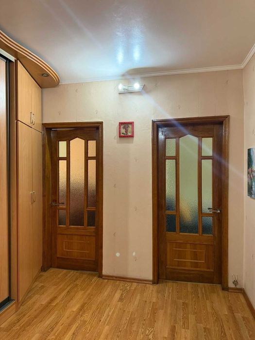 LS-19 Продам 3-х кім. квартиру метро Перемога