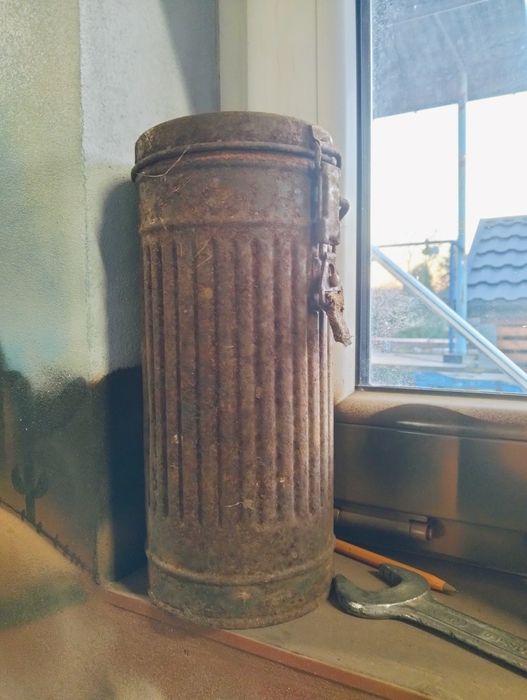 Pojemnik na maske gazowa