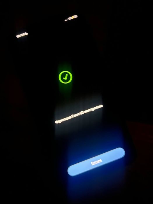 Iphone 11 pro max ios 26 256 гб опис