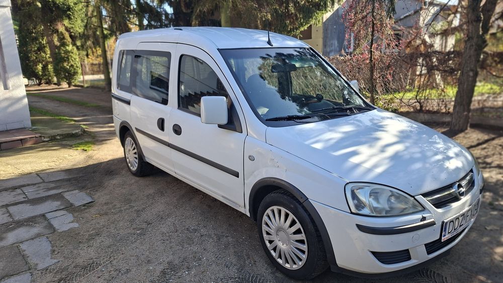 Combo 1.3cdti Czytaj opis