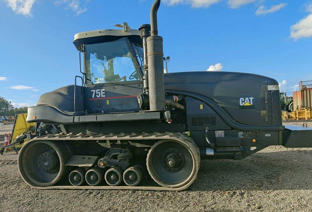 Ciągnik na gąsienicach Claas Challenger 75 E . 345 KM. CLAAS