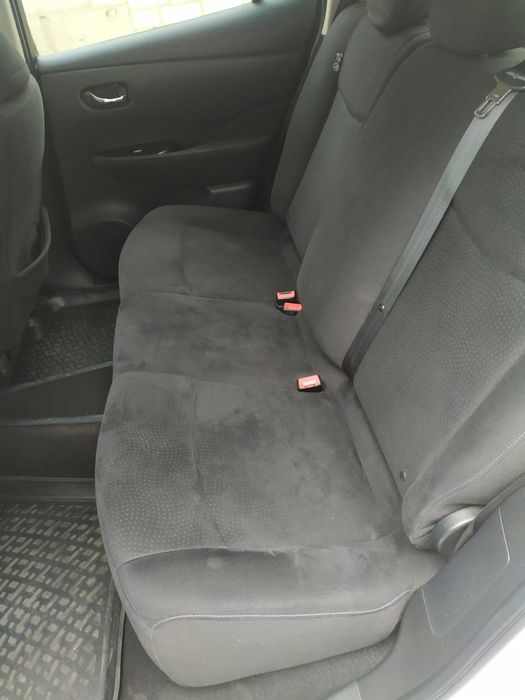 Nissan leaf 2014 рік 24 kwt