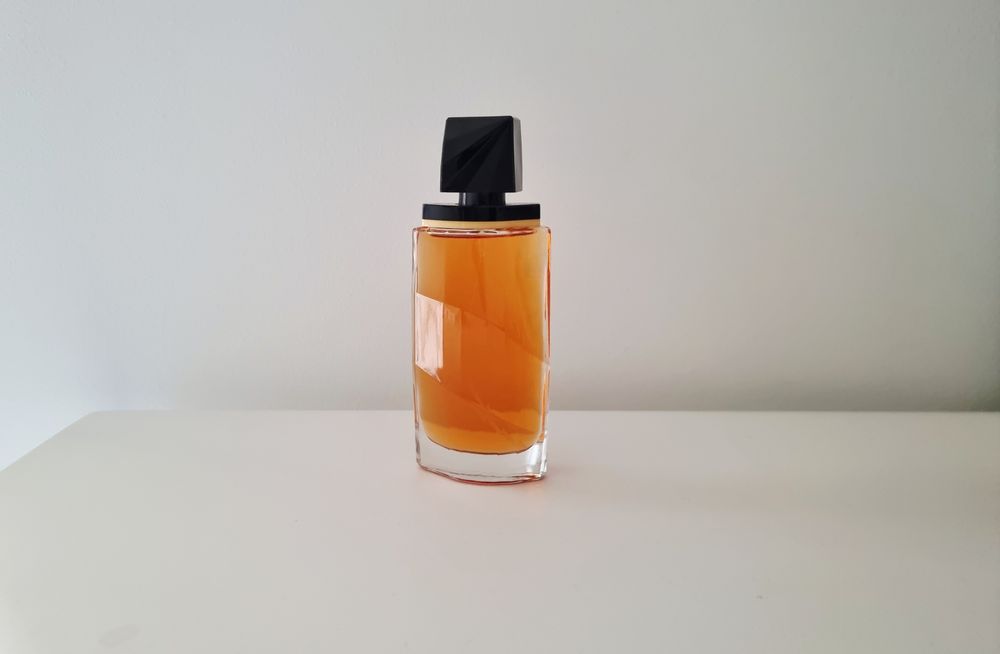 Glamoroso Mackie, de Bob Mackie
