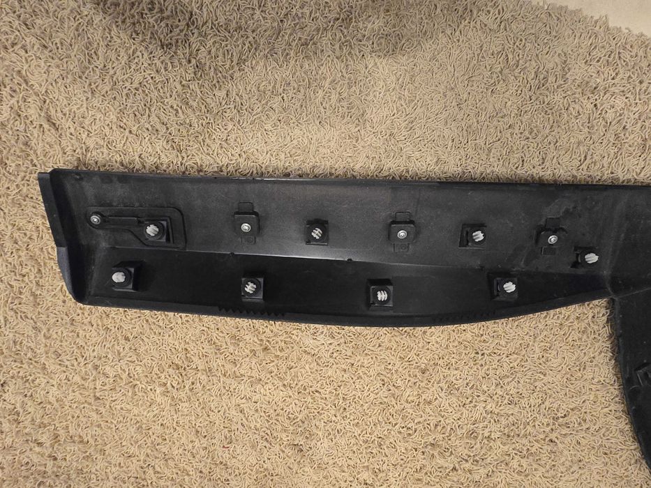 mazda listwa chrom w Twojej okolicy? Sprawdź kategorię Motoryzacja