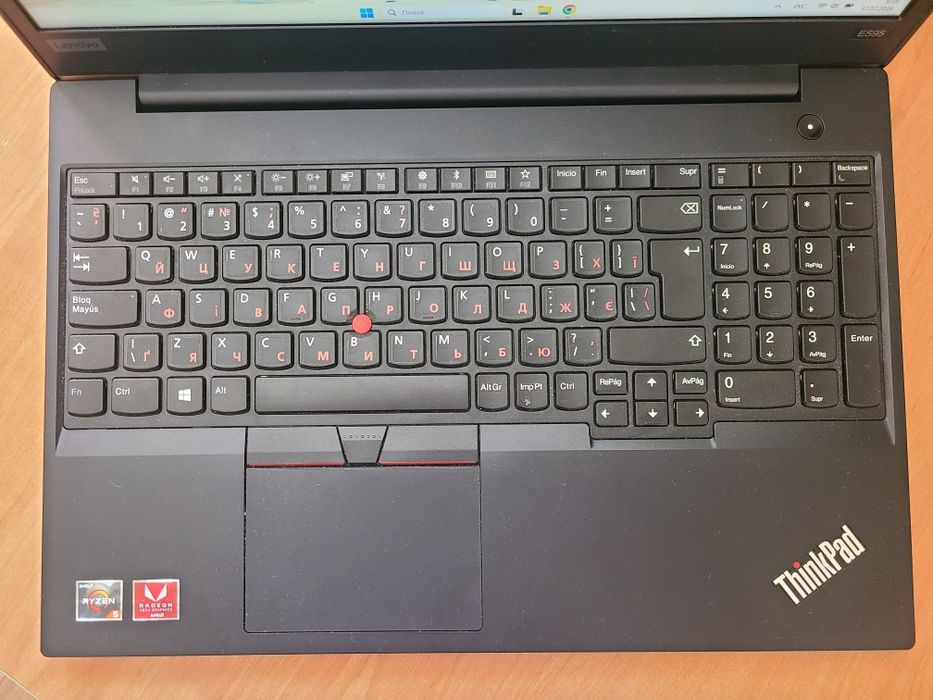 Ноутбук Lenovo ThinkPad E595 / Ryzen 5 / 16Gb / 250Gb / АКБ