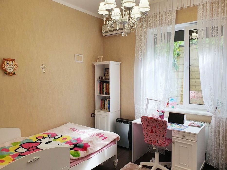 Продам дом с ремонтом Новоалександровка