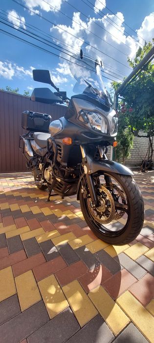 Suzuki V-Strom 650