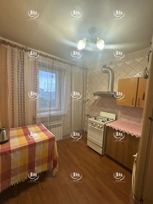 Продам 2х комнатную квартиру метро Спортивная