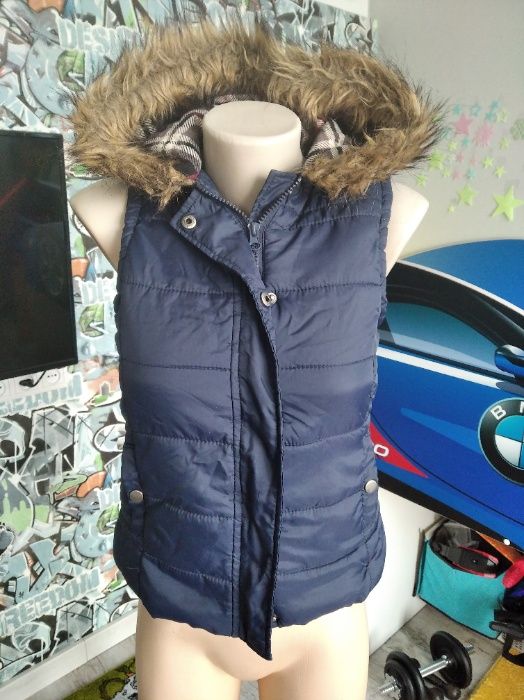 Жилетка Peacocks