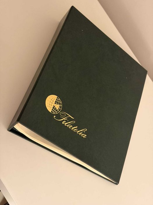 Álbum Filatélico Portugal 1974–1982 • Mercado Filatélico • 42 páginas • + 200 selos