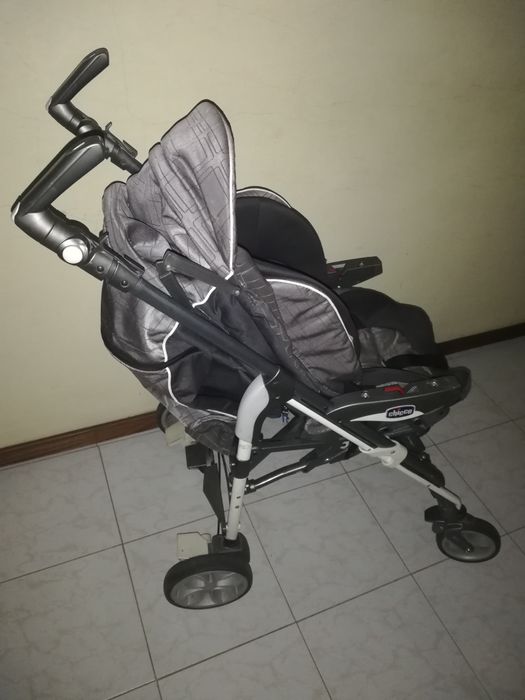 Carrinho bébé Chico