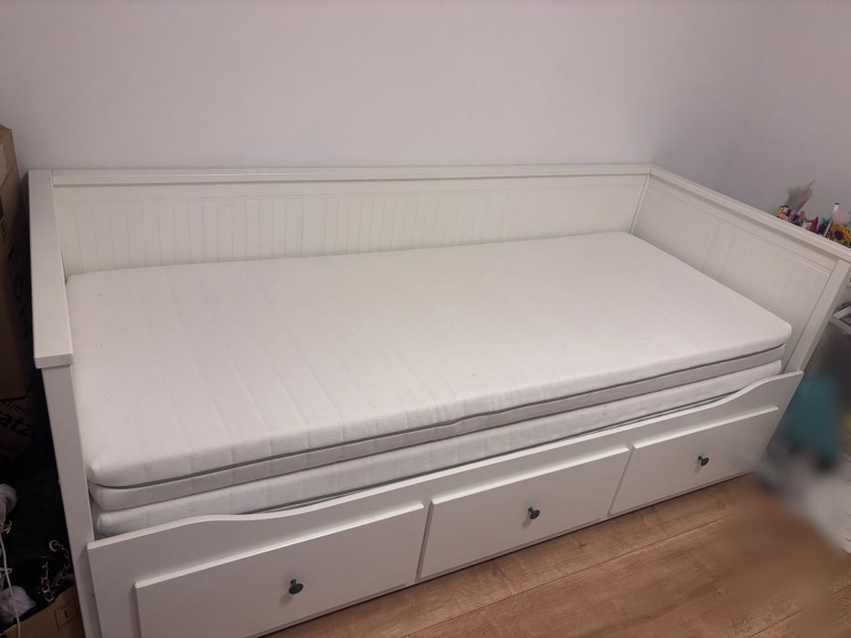 Łóżko Ikea Hemnes