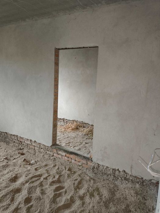 незавершений будинок та земельна ділянка 25 сот., с. Старий Добротвір