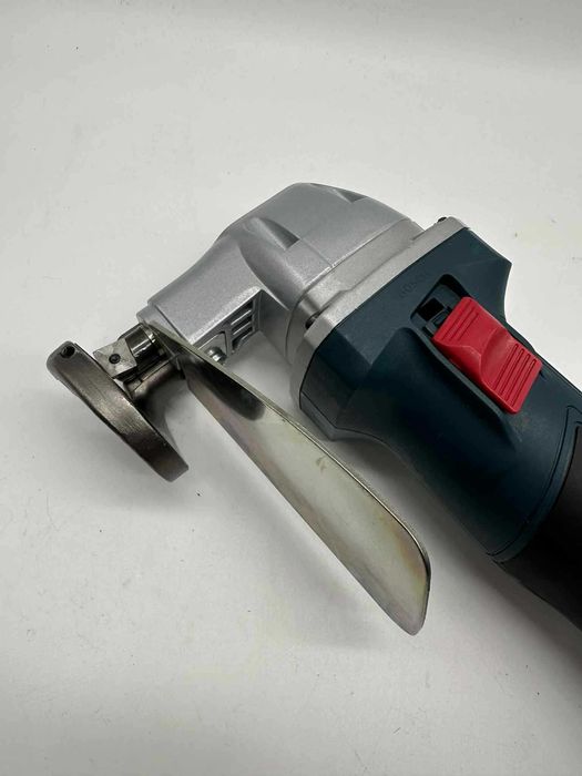 Nożyce do blachy  GSC 18V-16 E BOSCH korpus