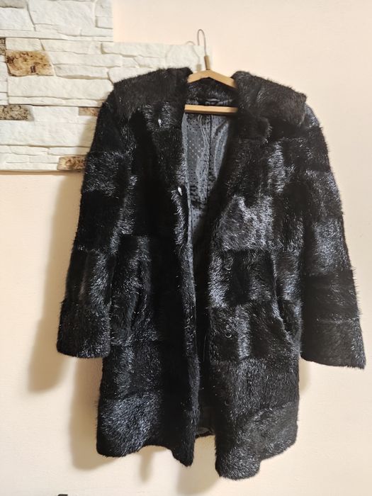 Шуба женская натуральная с капюшоном/с поясом