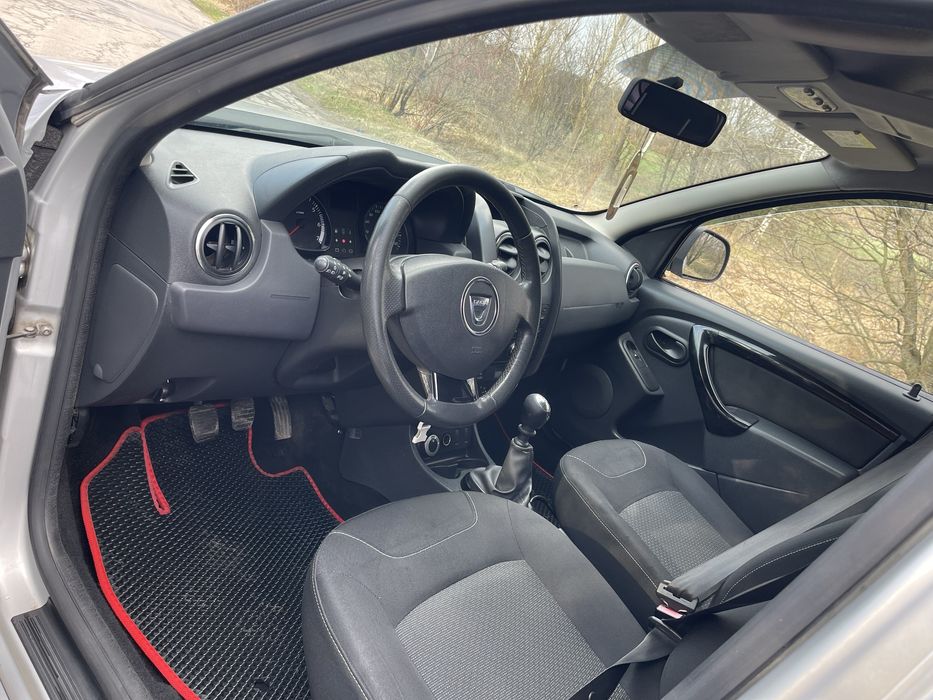 Renault Duster Поний привід ,