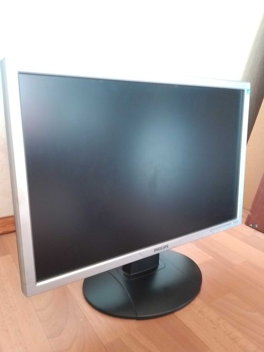 Продам комп'ютерний монітор Philips
