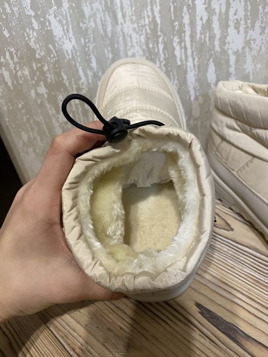 Женские зимние дутики 39 р