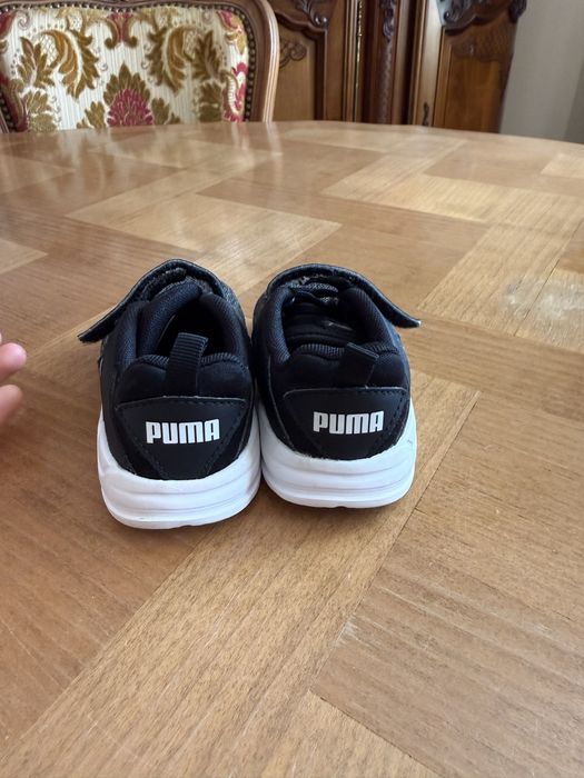 Crocs  красовки puma adibas  вʼєтнамки tommy Hilfiger 23 розмір