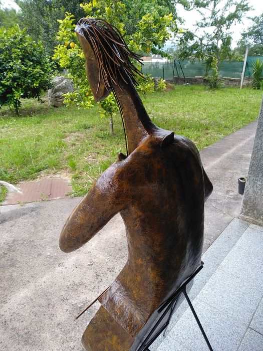 Violoncelo , escultura