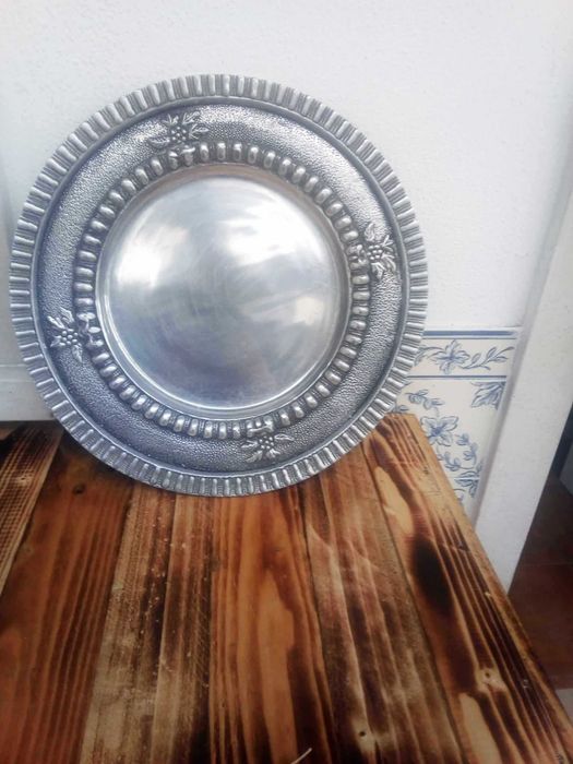 Terrina e prato em estanho