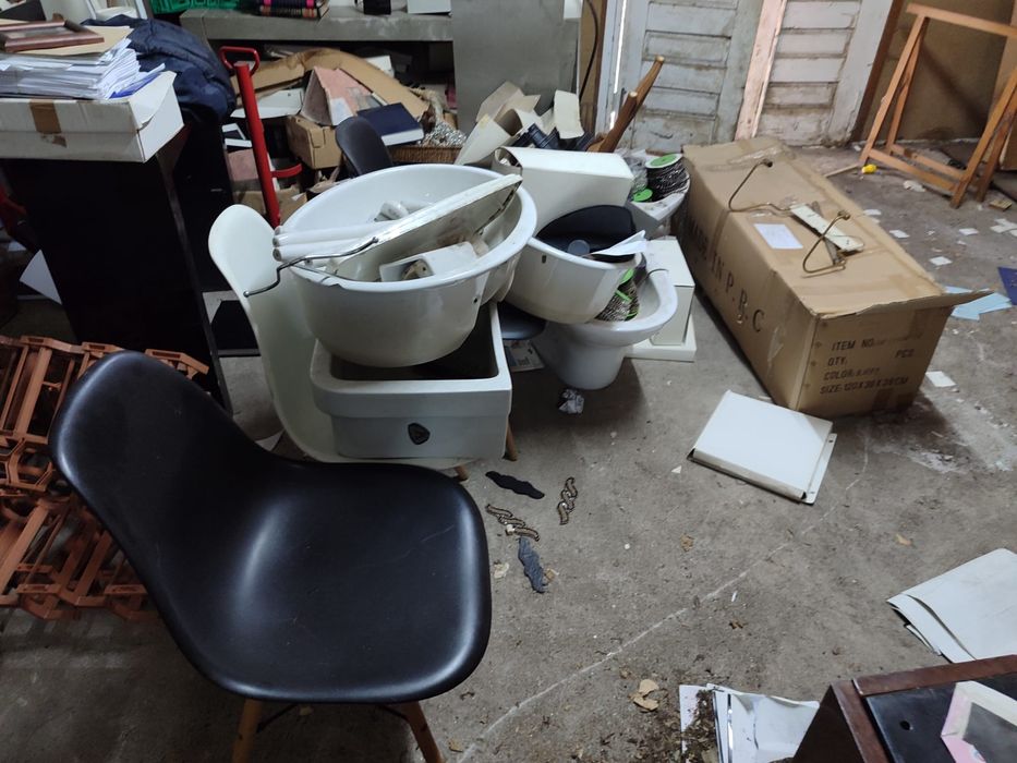 Vende se recheio de armazém