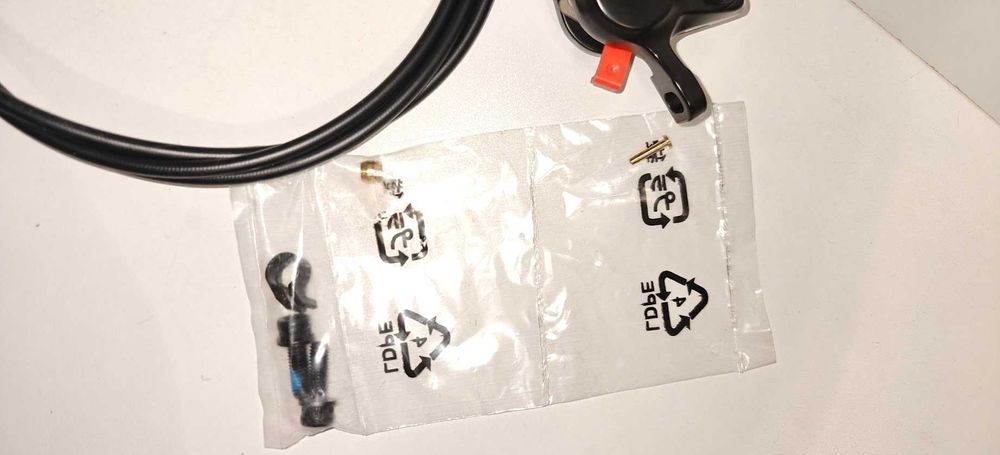 Hamulec Tarczowy Hydrauliczny Shimano BR-MT200 – Tył (1700mm)