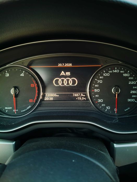 Samochód Audi A 5
