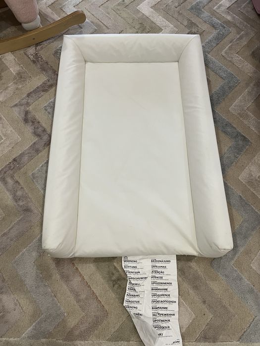 Muda fraldas IKEA