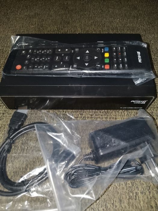 Amiko Viper 4K Combo: комбінований DVB-S2X + DVB-T2/C ресивер Linux E2