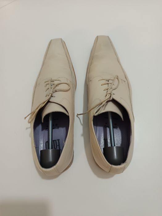 Sapatos bicudos homem