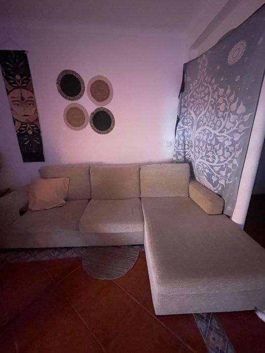 SOFÁ USADO para despachar