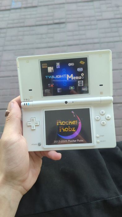 Nintendo DSi 32gb