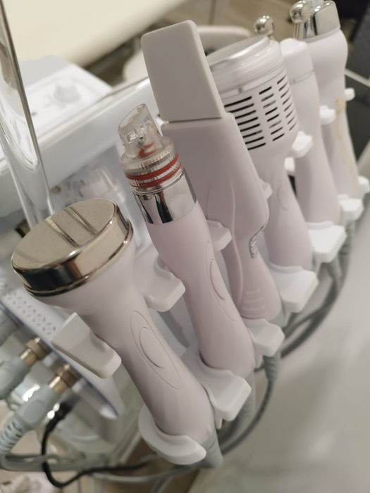 Máquina de limpeza de pele HYDROGEN 7 em 1 da SORISA