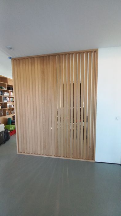 Lamele, ścianka ażurowa. Działowa.