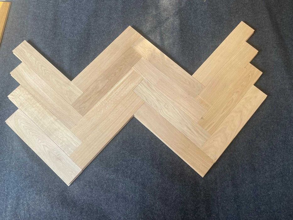 Parkiet lity dębowy klasa Natur 20x100x300 - 500 Jodełka klasyczna