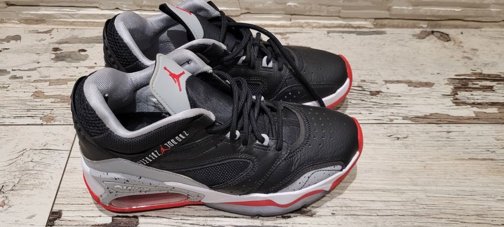 Nike Jordan buty r 39