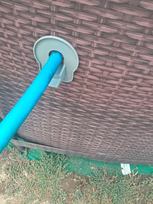 Suporte de mangueira para piscina