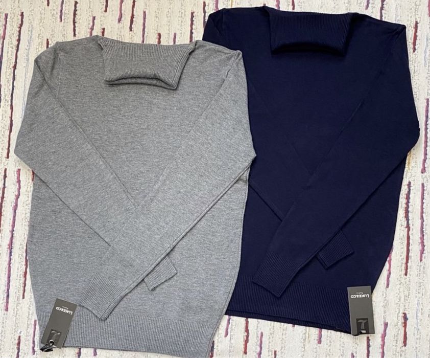 РОЗПРОДАЖ!!! Водолазка Італія р.S  гольф светр  джемпер