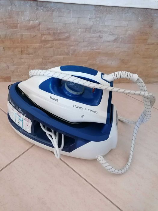 Ferro de engomar TEFAL com caldeira