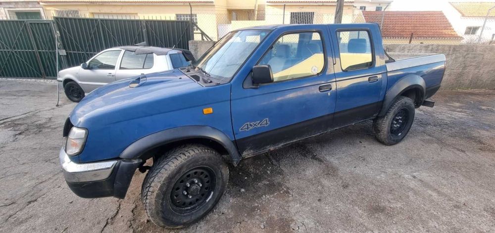 Nissan Navara d22 para as peças
Rua do Barrei