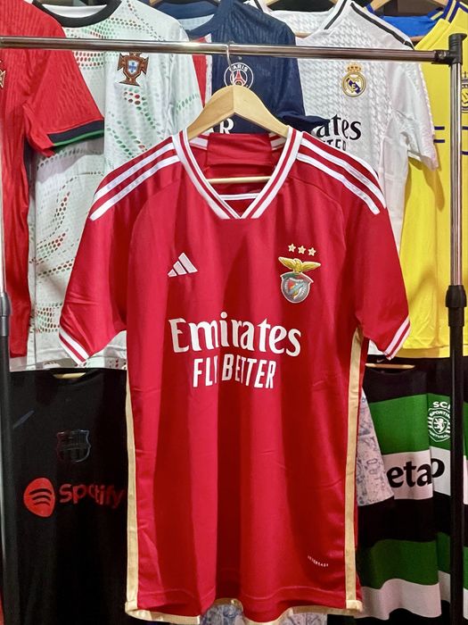 Camisas desportivas