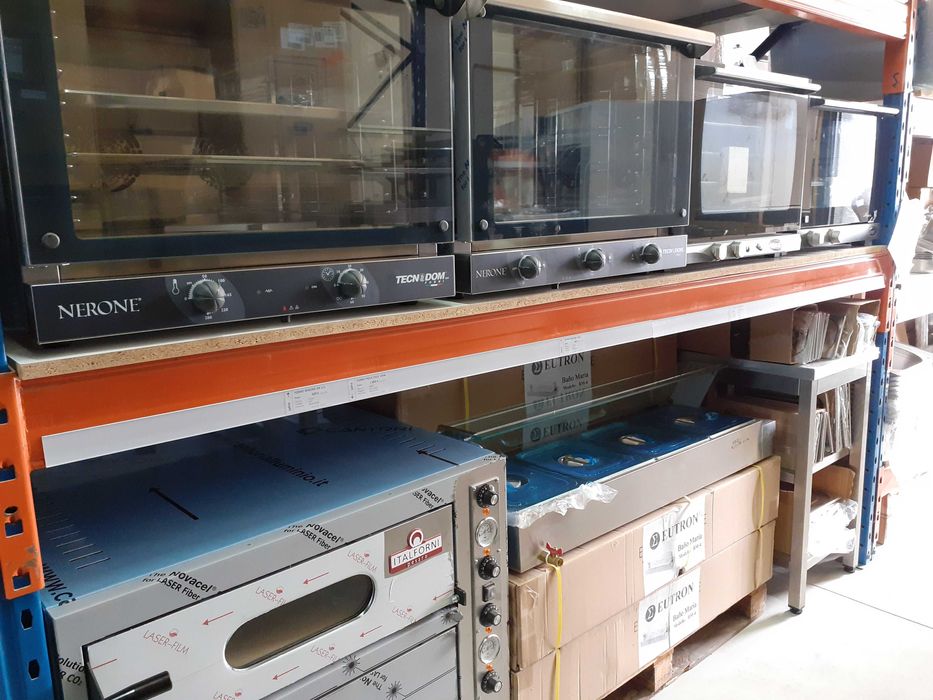 Vitrines, Fornos, Bancadas,  Fritadeiras..