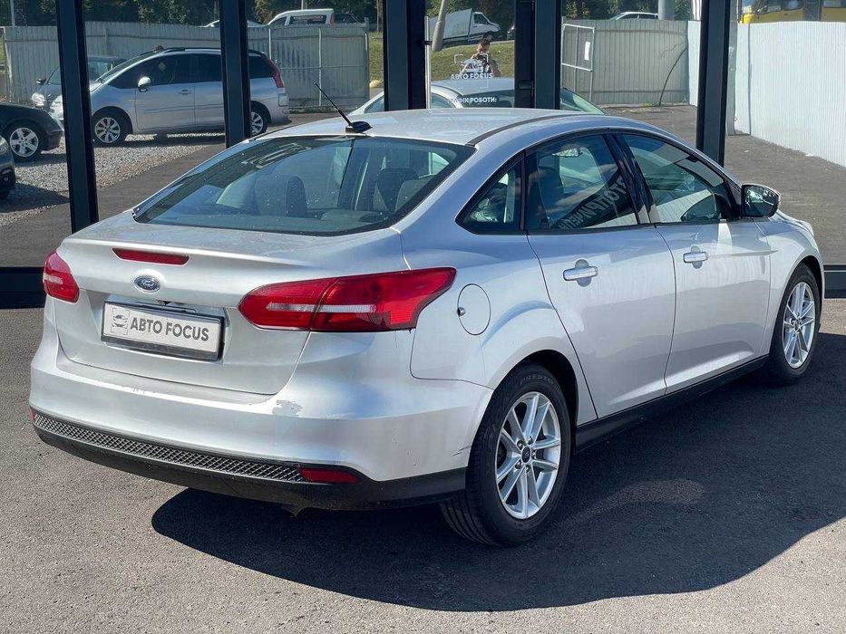Ford Focus 2017 VIN 1FADP3F24HL217011 фото оголошення 6 з 24