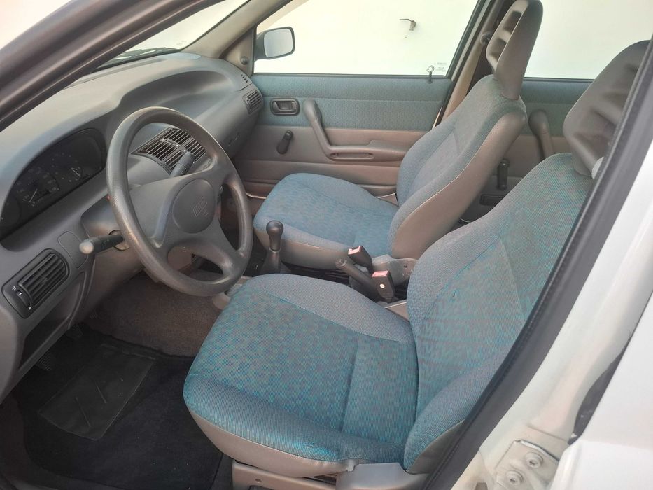 Fiat Punto — fotografia 10