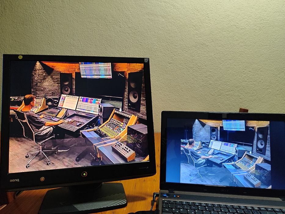 LCD monitor Benq  X900